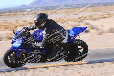 media/Dec-10-2023-SoCal Trackdays (Sun) [[0ce70f5433]]/Turn 9 Inside Set 1 (1115am)/